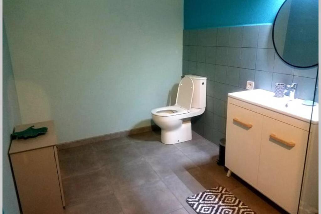 Petit Gite Ou Chambre D'Hotes 2/4 Personnes Buffieres Exterior photo
